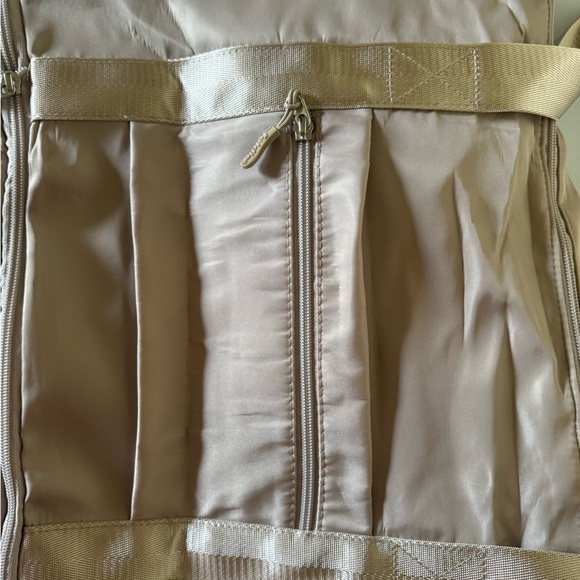 The Foldie travel bag- BLACK - Picture 3 of 7